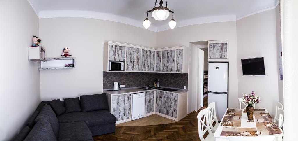 Apartments White House Lviv Rom bilde